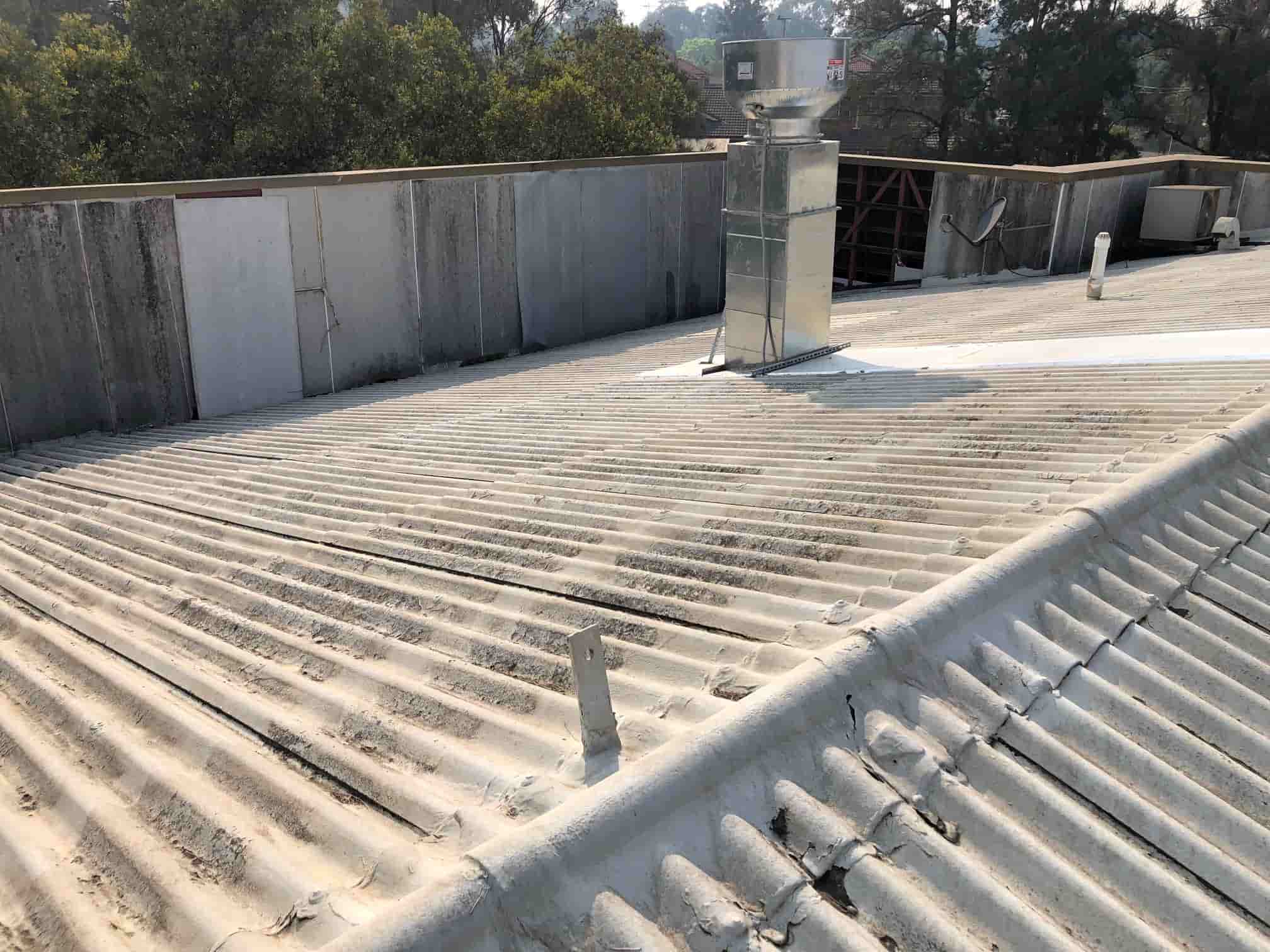 Licensed asbestos roof removal project